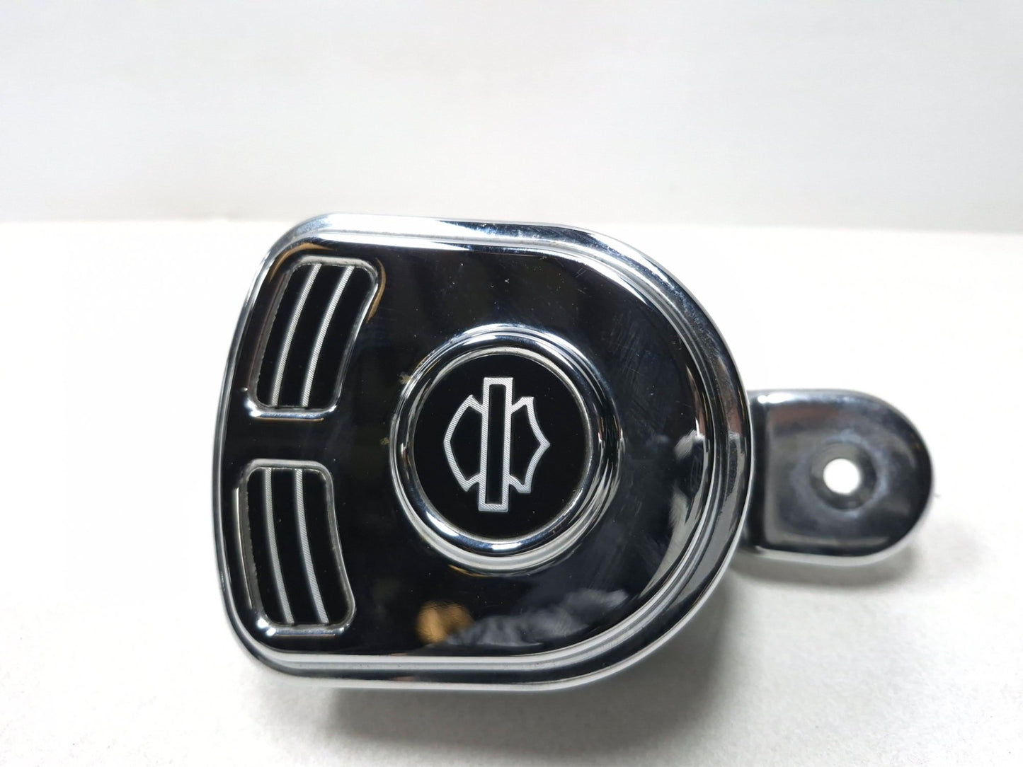 2003 Harley-davidson Fxdl Anniversary Dyna Horn & Horn Cover Assy OEM