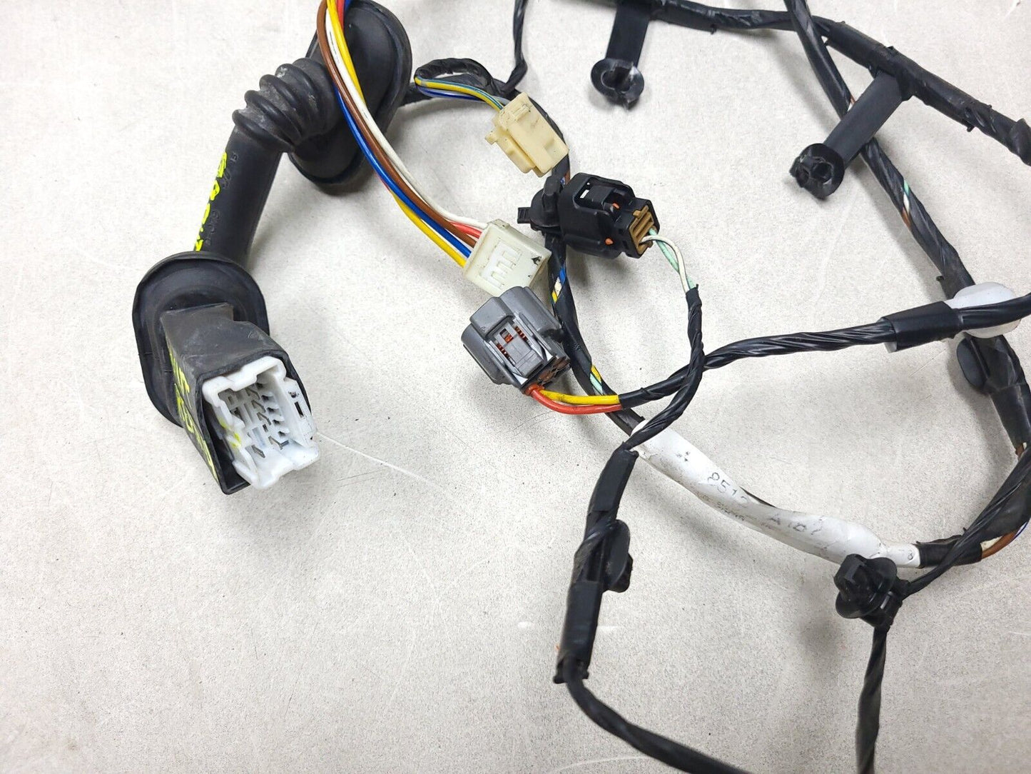 07 - 10 Mitsubishi Outlander Door Wire Harness Rear Driver Side Left OEM