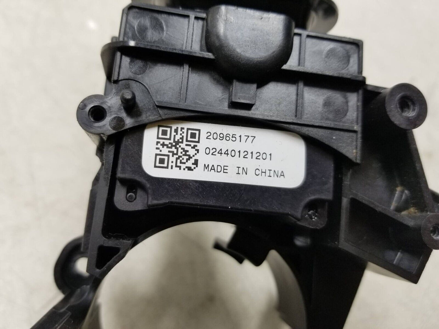 2010 - 2015 Chevrolet Equinox Steering Column Wiper Turn Headlight Switch OEM