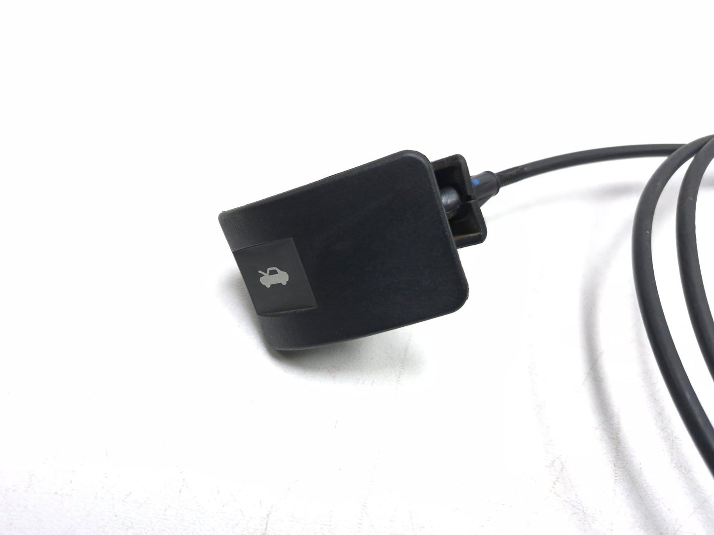 2010 Dodge Caliber Sxt Hood Lock Release Cable W/ Lever Handle OEM
