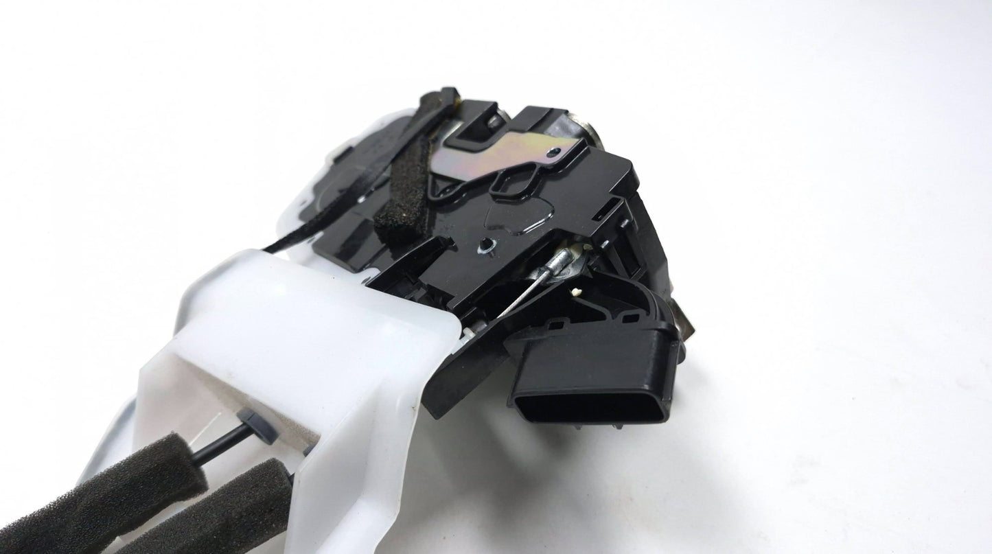 2020 Infiniti Q50 Door Lock Latch Actuator Front Right Passenger Side Oemâś…