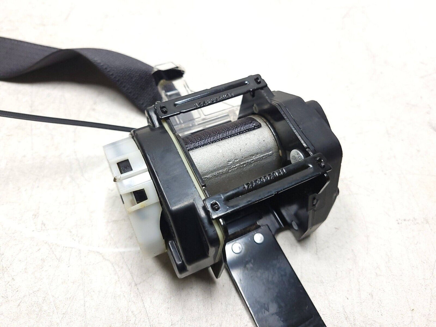 09-10 Lincoln MKT Front Seat Belt Driver Side Left OEM