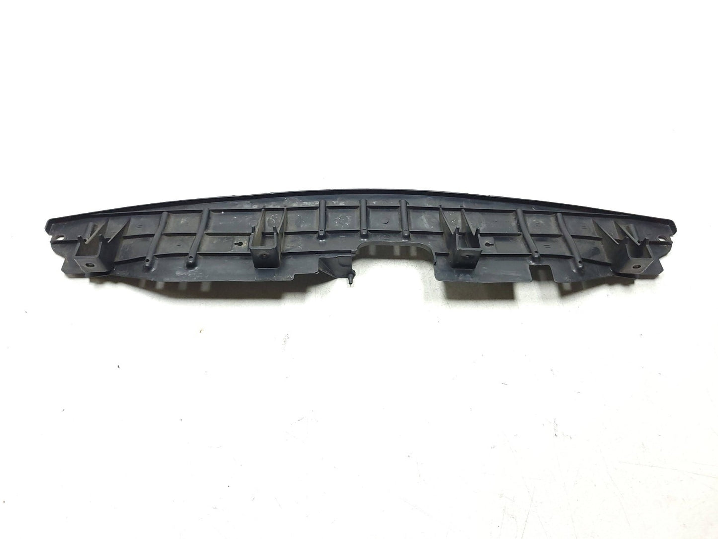 09-14 Hyundai Genesis Radiator Lower Support Bracket Air Deflector OEM Sedan