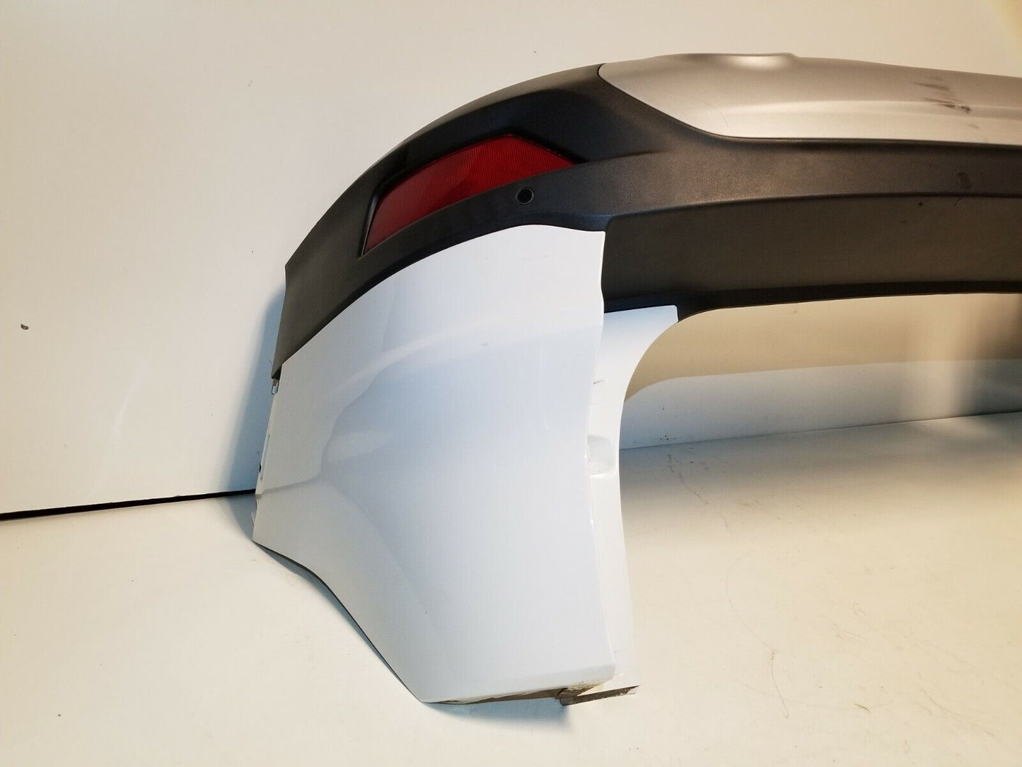 13-16 Ford Escape Bumper Cover Rear (color: Yz) Oem 83k ✅