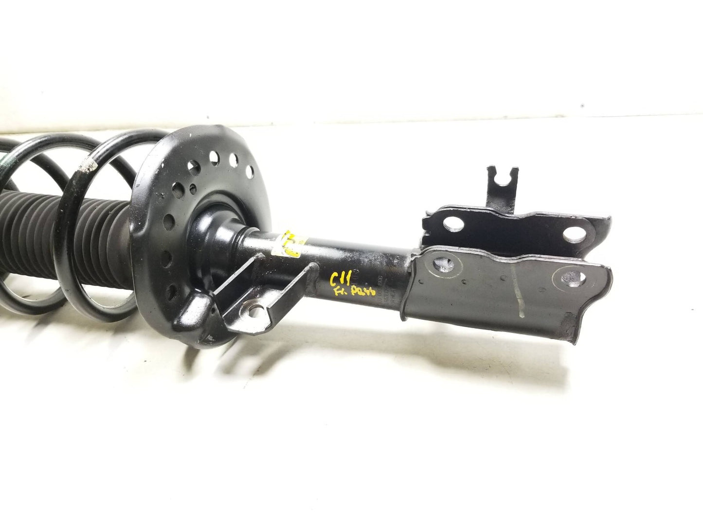 08-15 Nissan Rogue Front Shock Strut Absorber Left & Right Pair OEM ✅