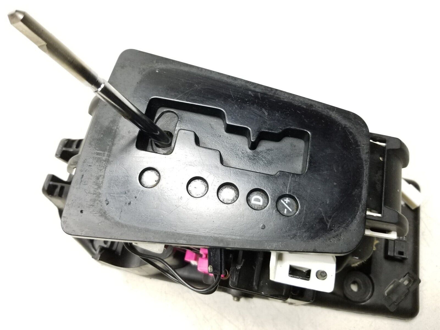 2010 - 2014 Chrysler 200 Automatic Gear Shifter Selector Lever OEM