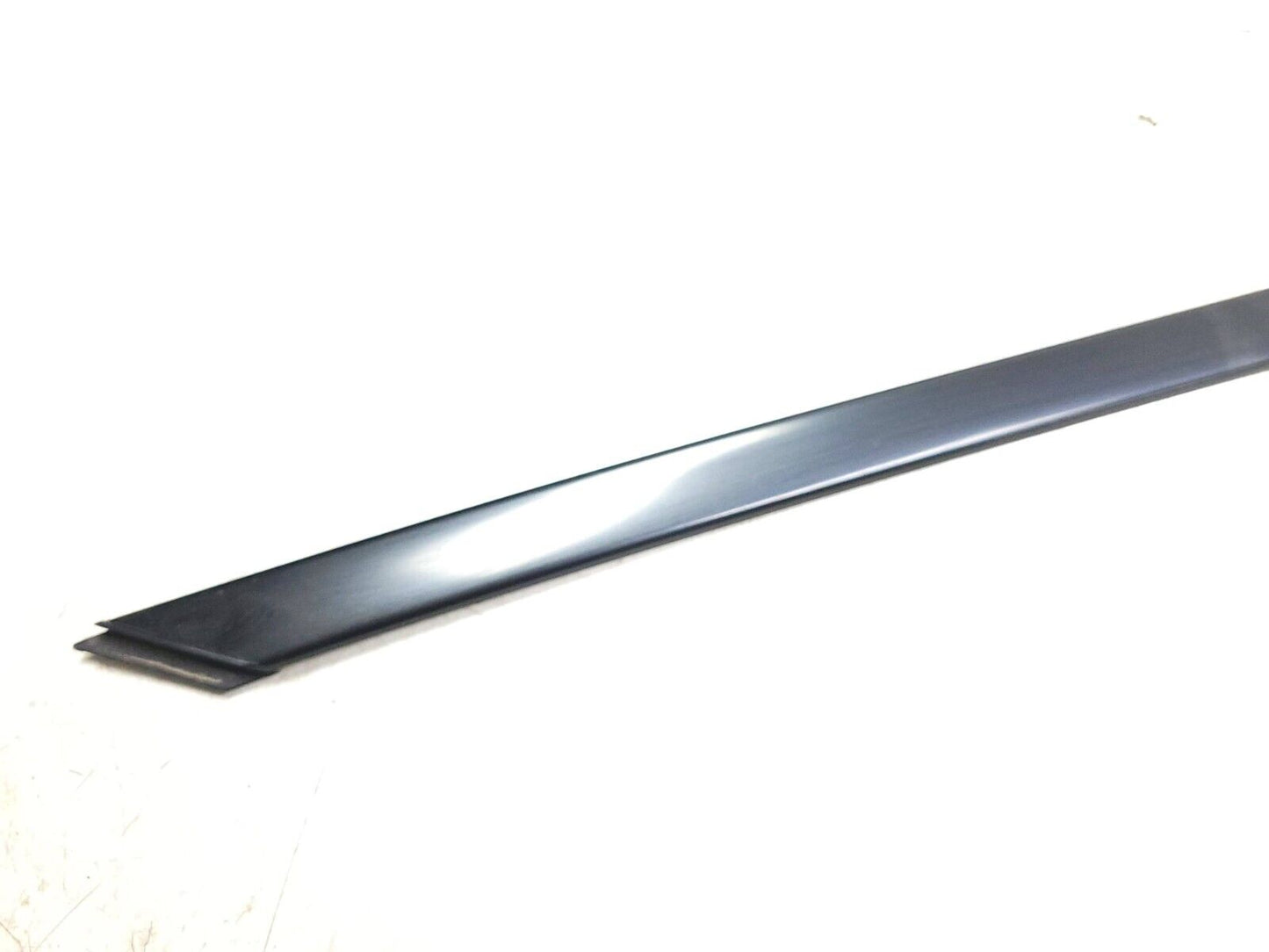 11-19 Chrysler 300 Front Door Wheatherstrip Seal Driver Side Left OEM