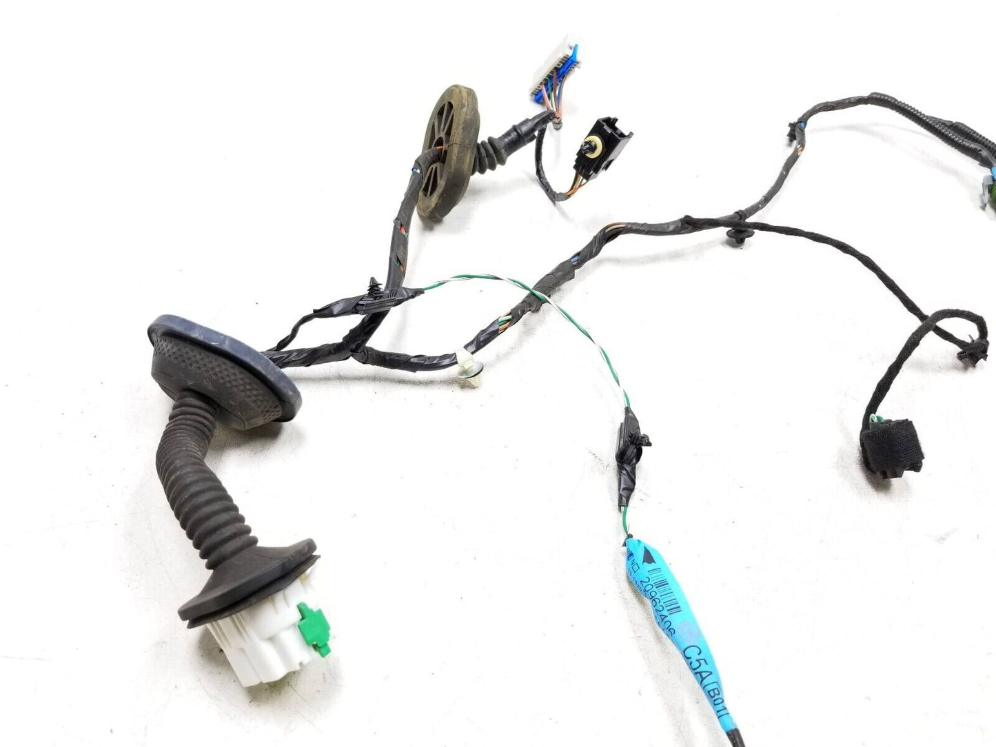 2010 2011 Chevrolet Equinox Door Wire Harness Front Passenger Side Right OEM