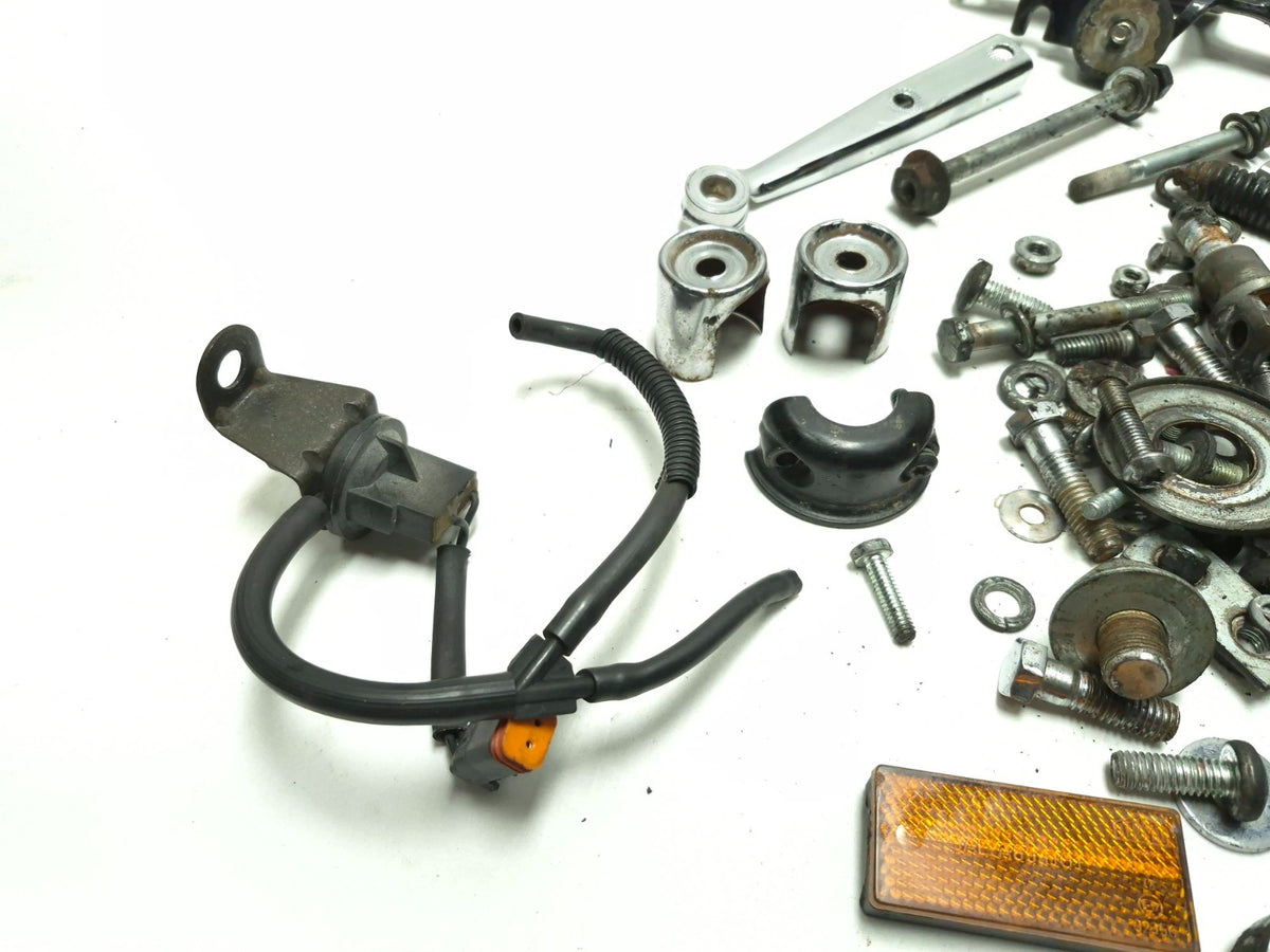 1998 Harley Sportster Xl1200 Xl883 Misc Bolt & Hardware Bracket Set OEM