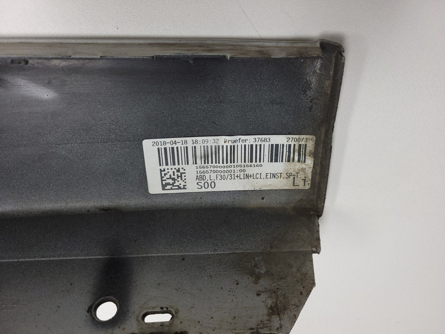 13-18 BMW 330xi F30 Rocker Panel Skirt Molding Driver Side Left OEM โ