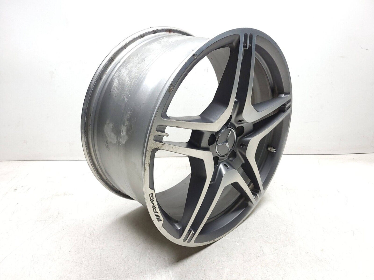 Mercedes-benz E Class Amg Wheel Rim 9.5jx19 Rear OEM