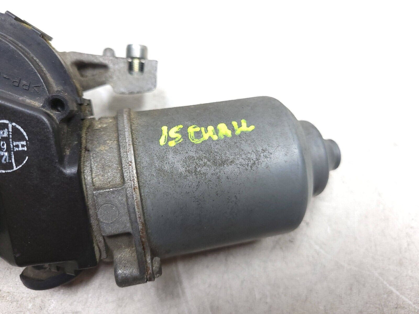 2015 - 2018 Dodge Challenger Windshield Wiper Motor  OEM