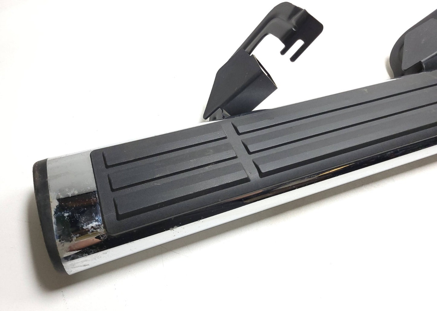 14-19 Chevrolet Silverado 1500 Chrome Running Board Driver Side Left OEM