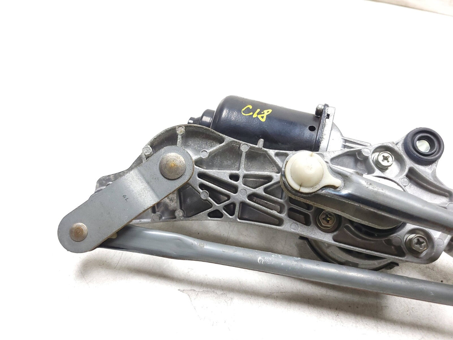 2005 - 2010 Scion Tc Windshield Wiper Motor W/ Linkage OEM