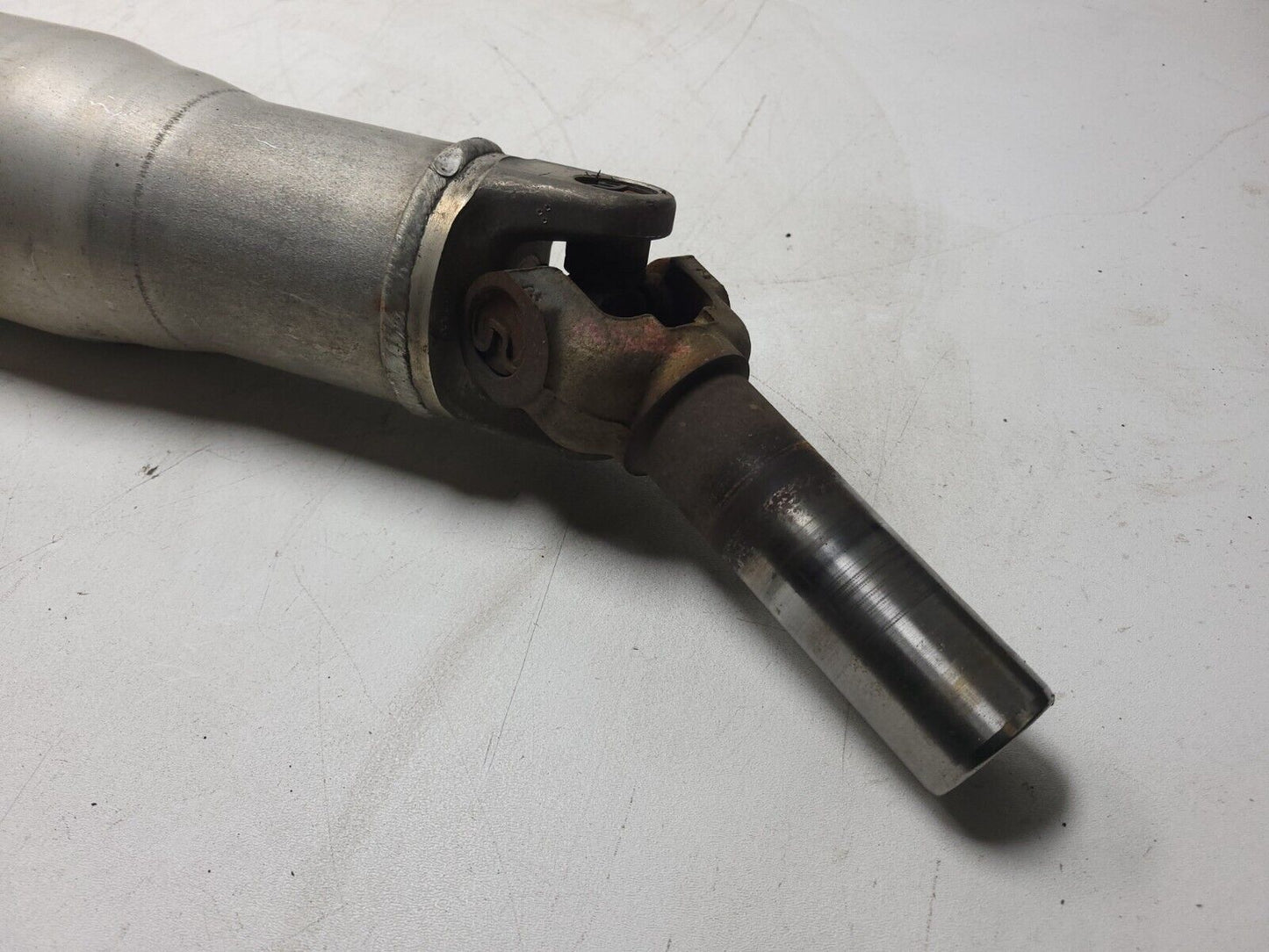 10-14 Chevrolet Suburban Rear Drive Shaft Driveshaft 20912713 OEM