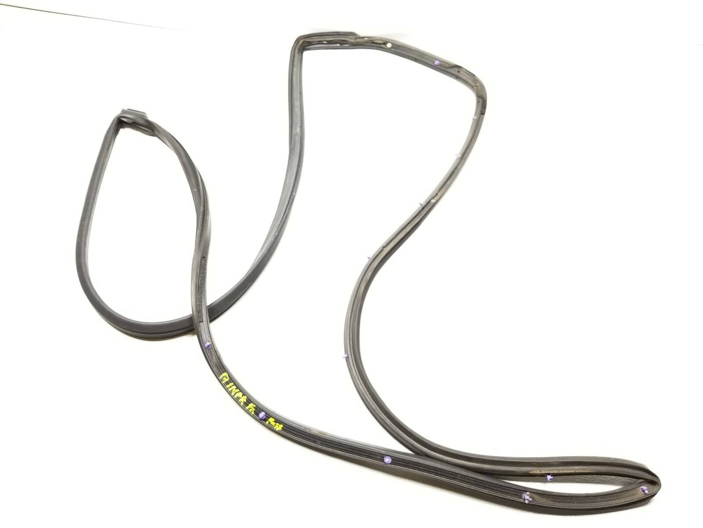 17 18 19 Subaru Impreza Sport Front Right Pass Door Weatherstrip Seal OEM 64k