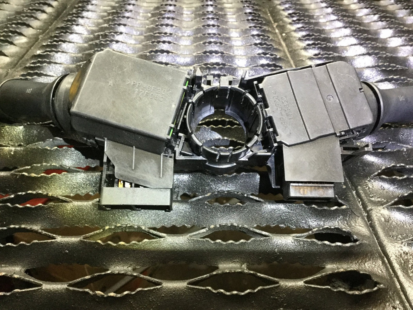 04 05 06 07 08 09 Toyota Prius Steering Column Combination Switches Oem.