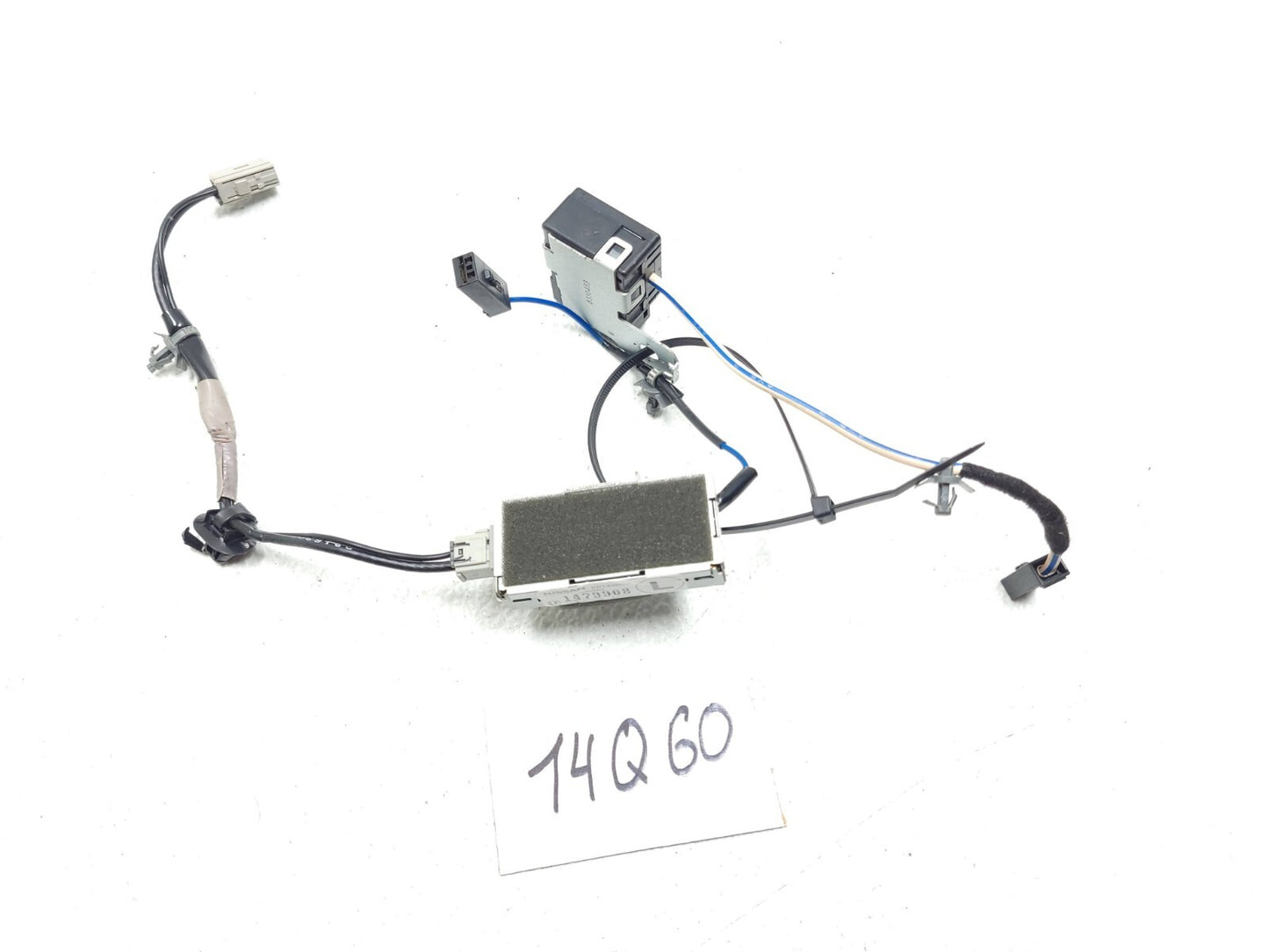 2014 2015 Infiniti Q60 Coupe Radio Antenna Module Ep1446db OEM
