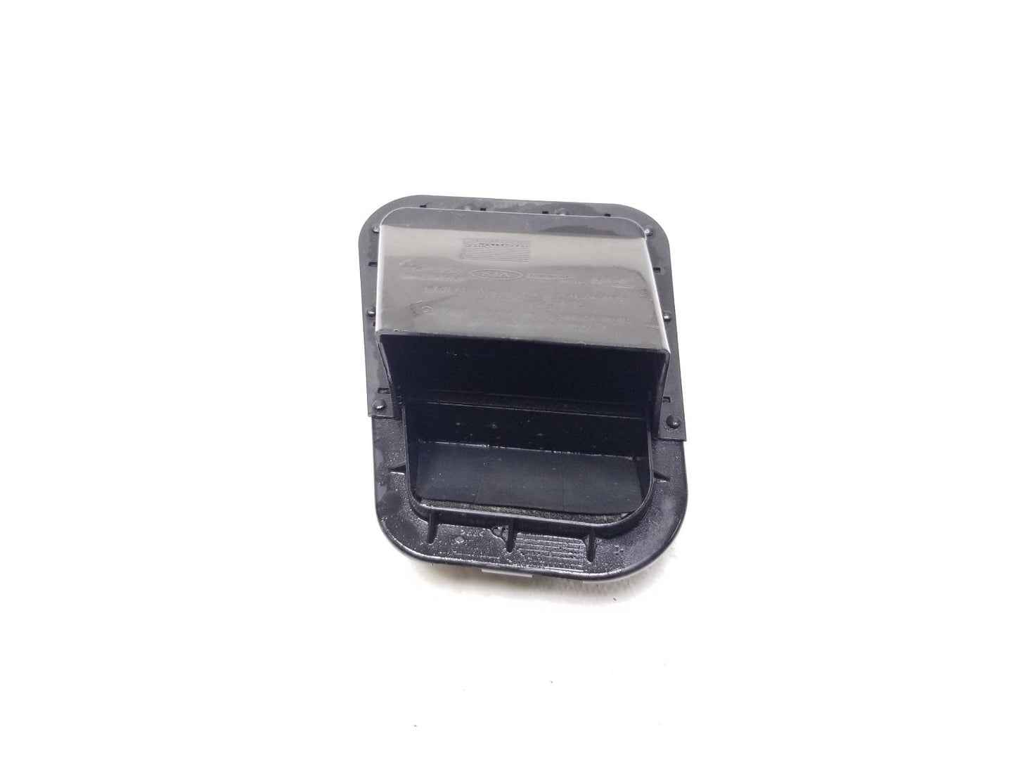2014 - 2019 Kia Soul Rear Quarter Pressure Vent Flap OEM