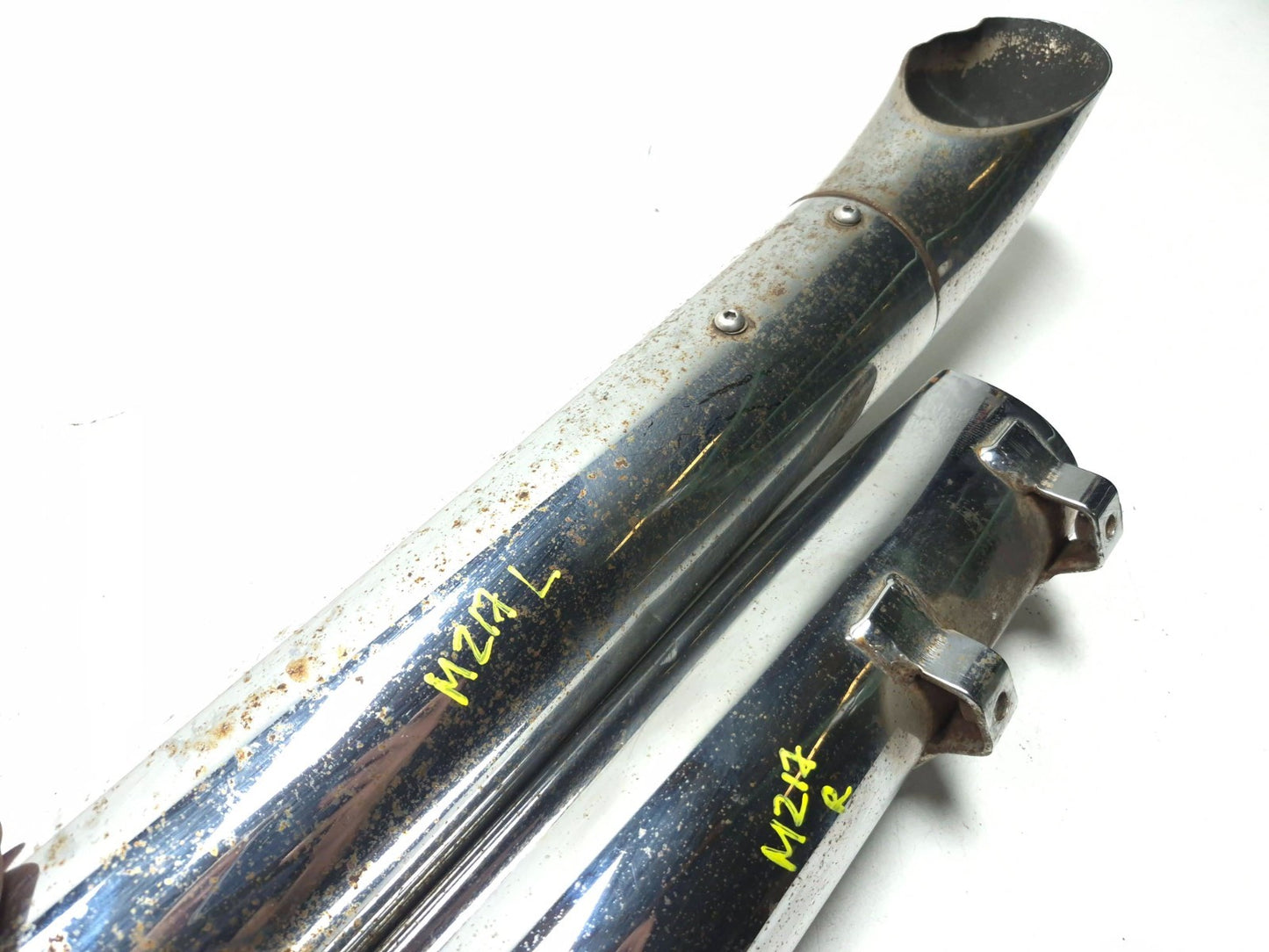 2002 Harley Davidson Touring Road King Rear Exhaust Muffler Left & Right OEM