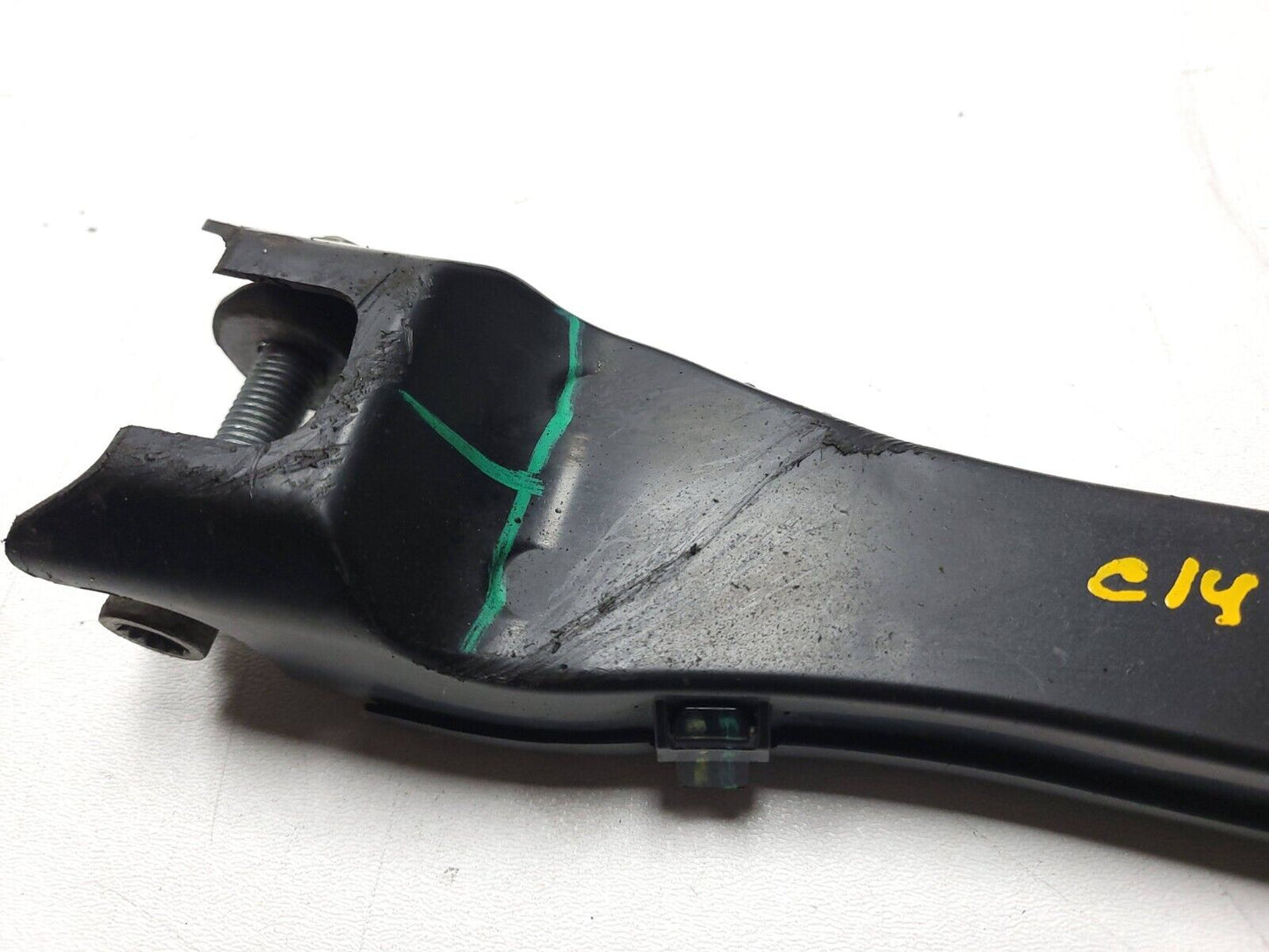 2015 - 2020 Mercedes C300 AWD Control Arm Rear Passenger Side Right Set OEM