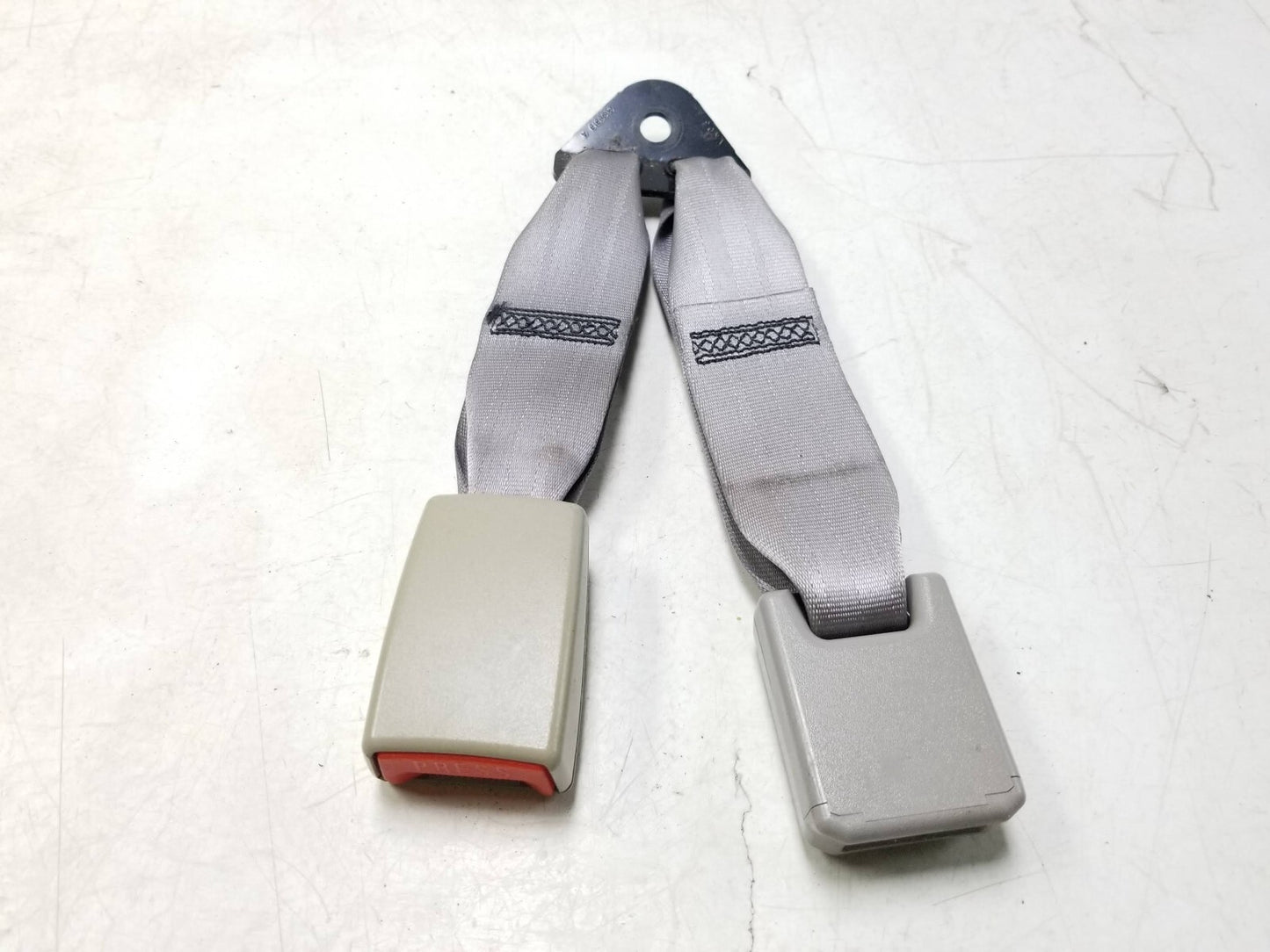 08-15 Nissan Rogue Rear Seat Belt Buckle Pair OEM ✅