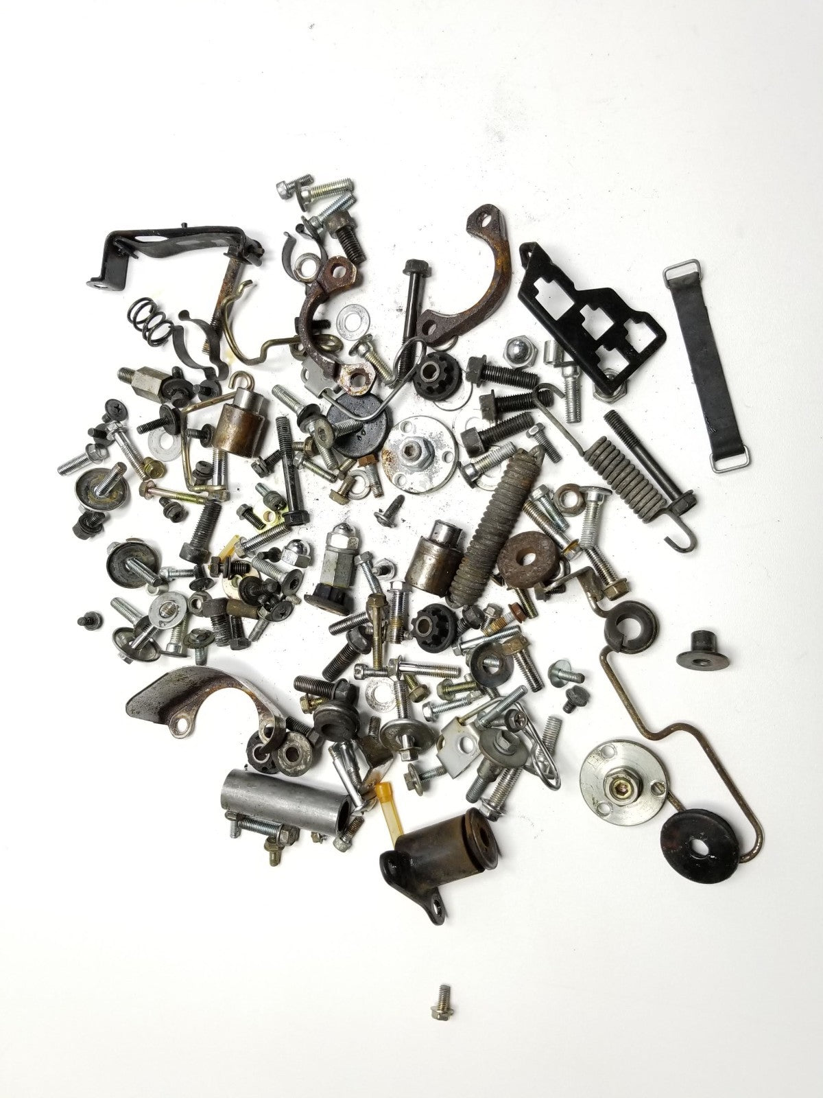 1990 Kawasaki Vn750 Vulcan Misc Chassis Bolts And Hardware OEM