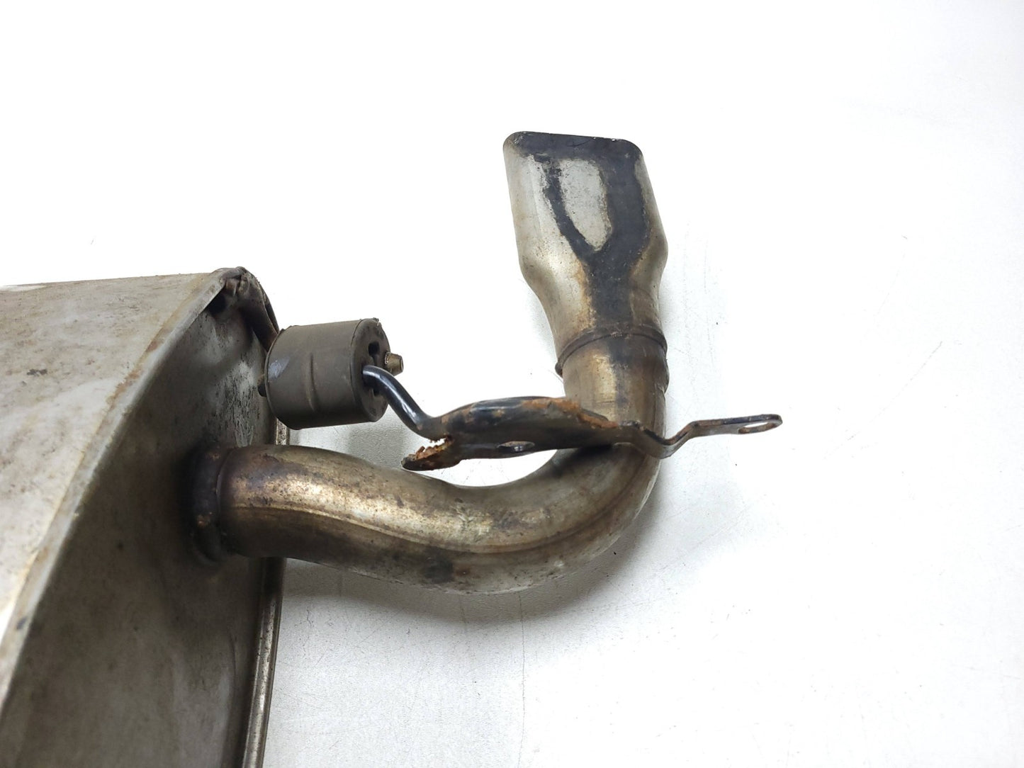 14 15 16 17 Volvo S60 Rear Exhaust Muffler 82062712 OEM