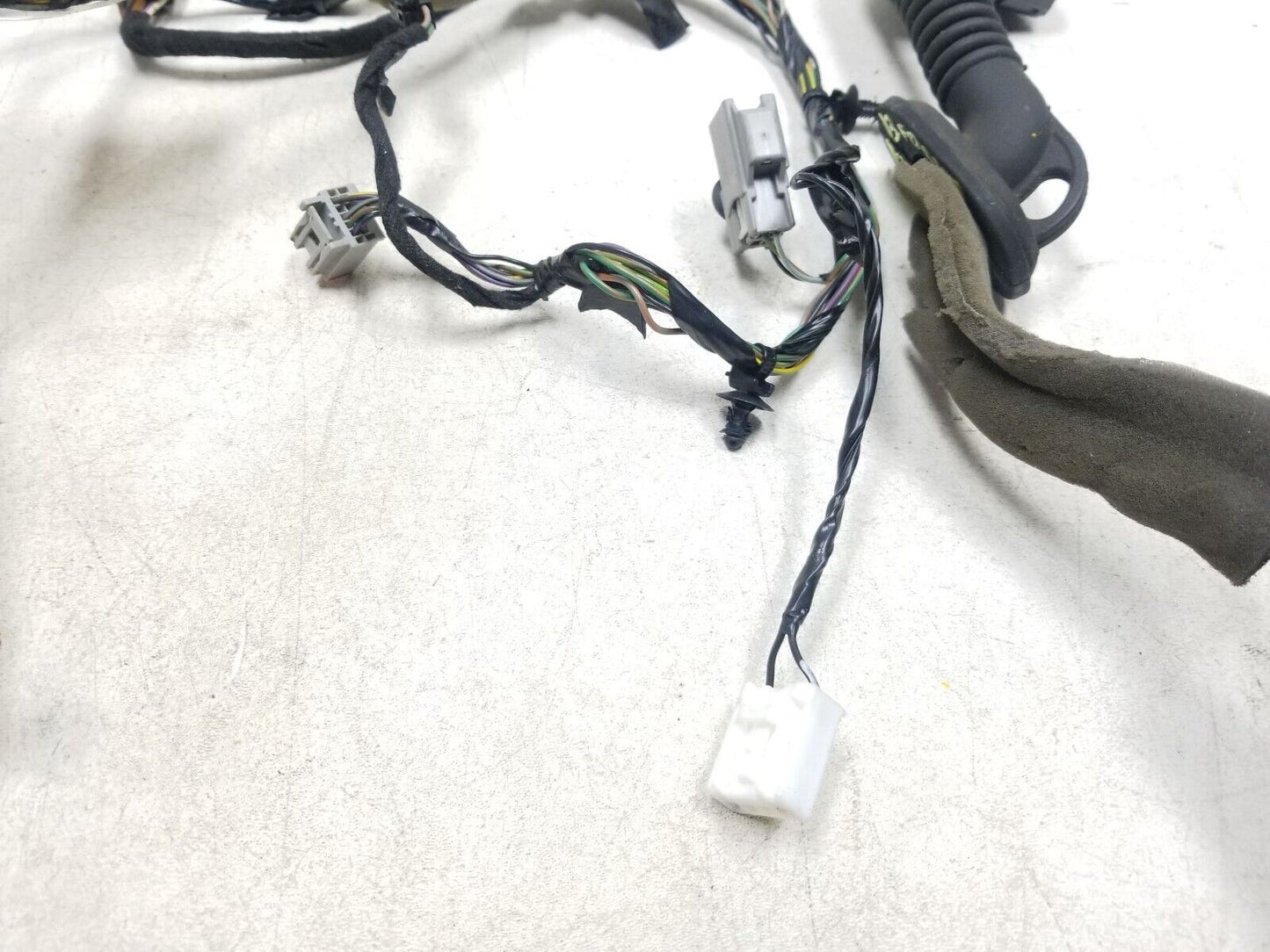 12 - 14 Ford Focus Door Wire Harness Front Right Passenger Side OEM