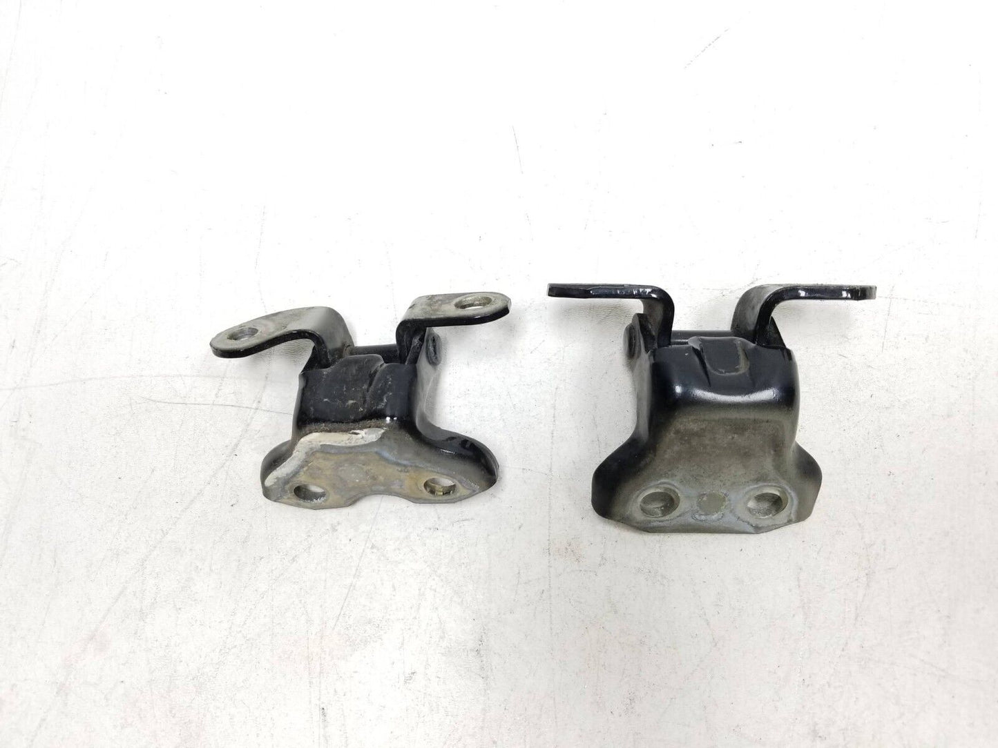 2007-2011 Toyota Camry Door Hinge Passenger Side Right Front & Rear  OEM