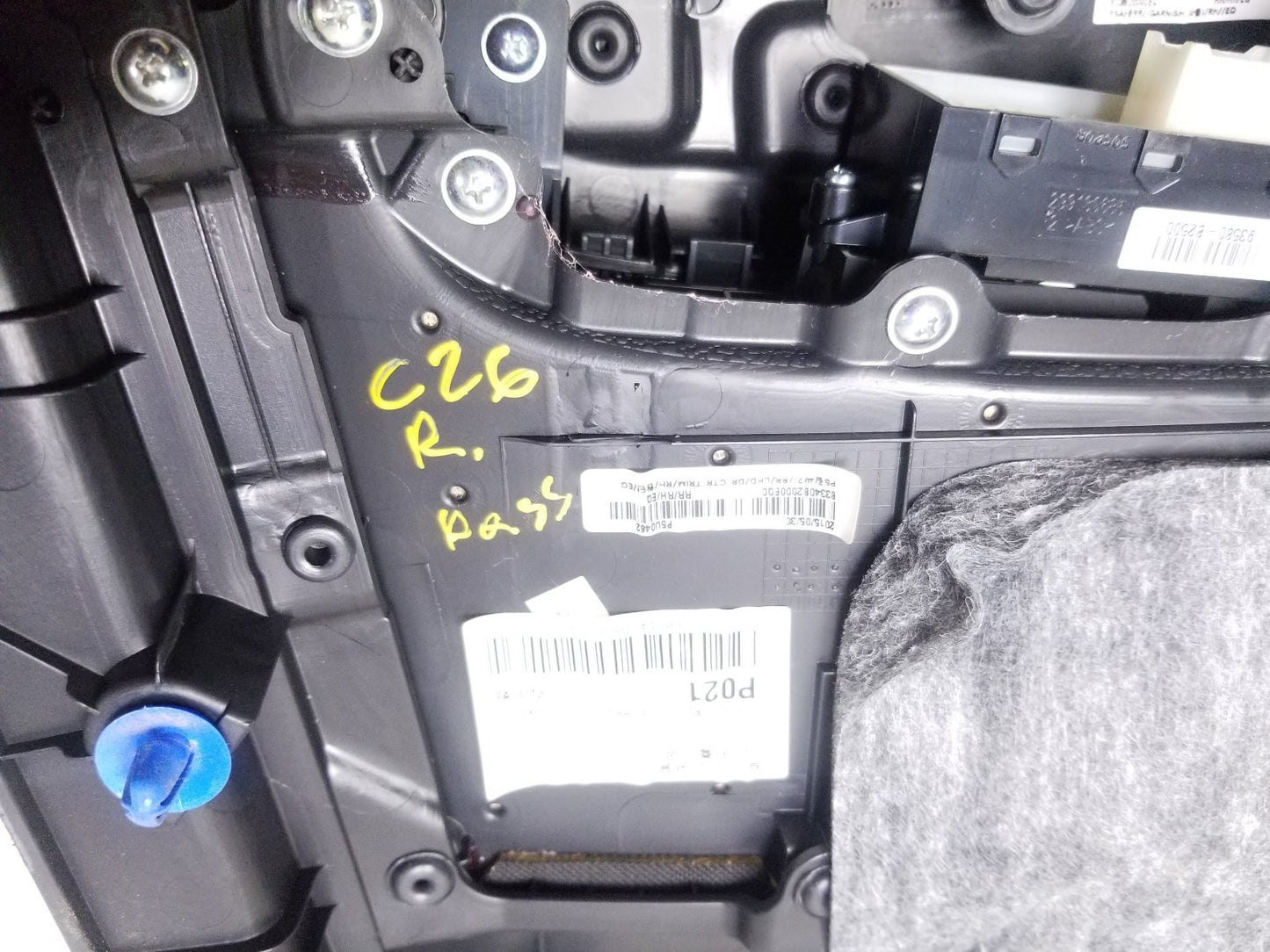 2014 - 2019 Kia Soul Door Panel Trim Rear Passenger Side Right OEM