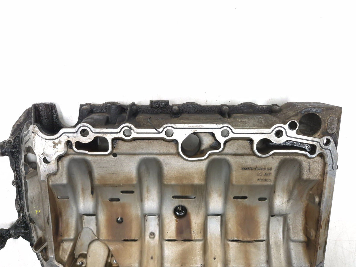 2011 Volkswagen Tiguan Engine Oil Pan Upper 2.0l OEM