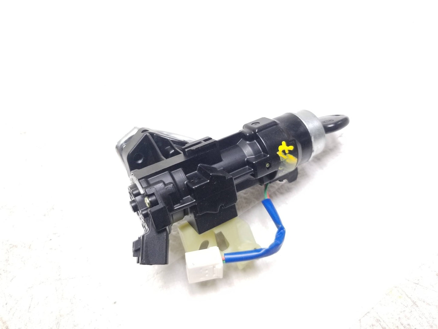 2014 Kia Soul Ignition Lock Cylinder W/ Key OEM