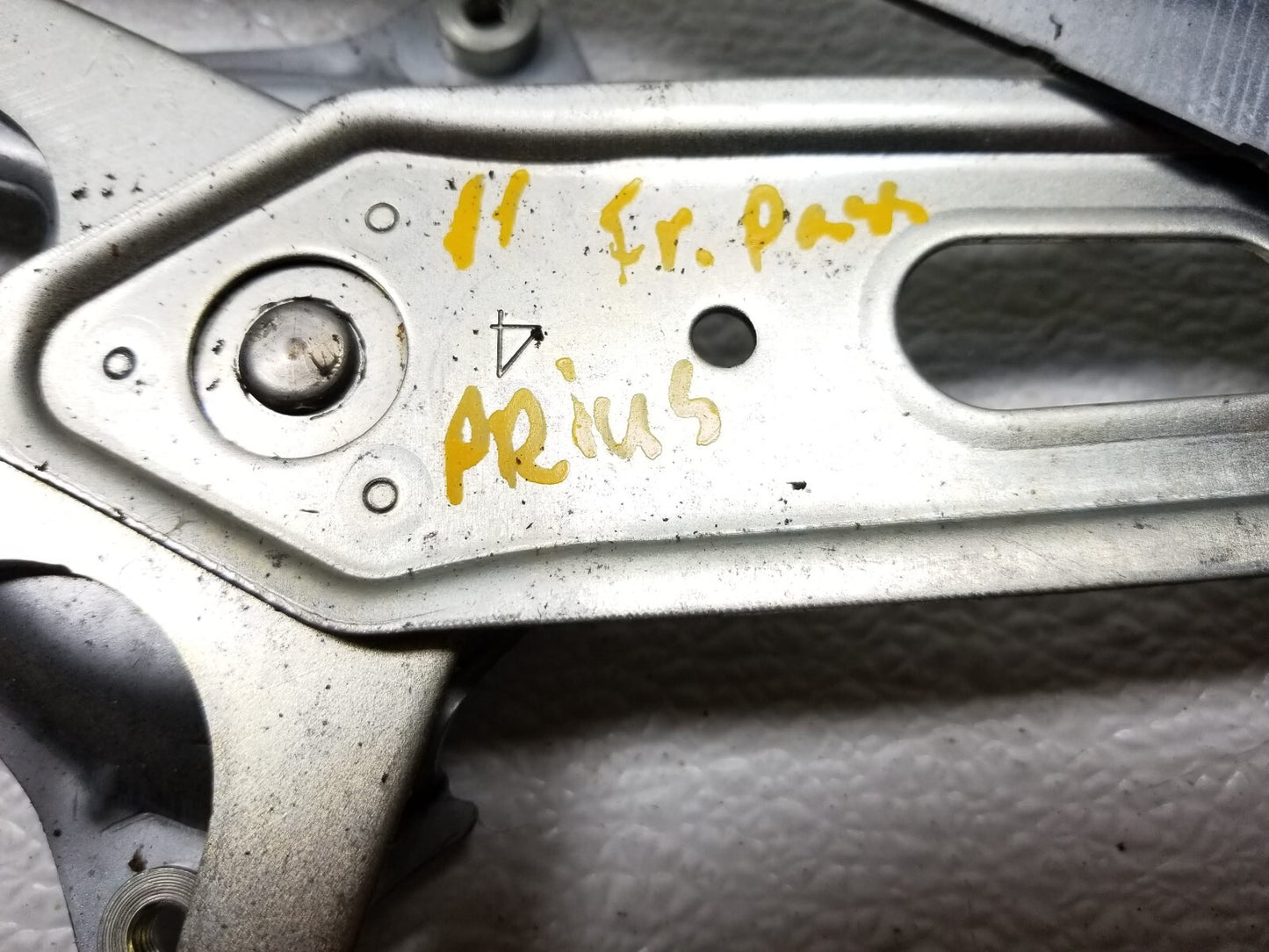 2011 Toyota Prius Front Passenger Door Window Regulator Motor OEM