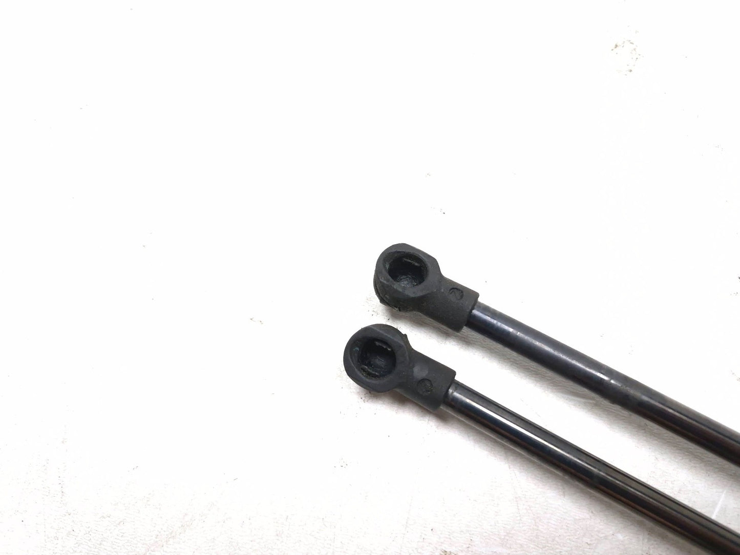 2014 Fiat 500l Hood Shock Strut Support Pair OEM