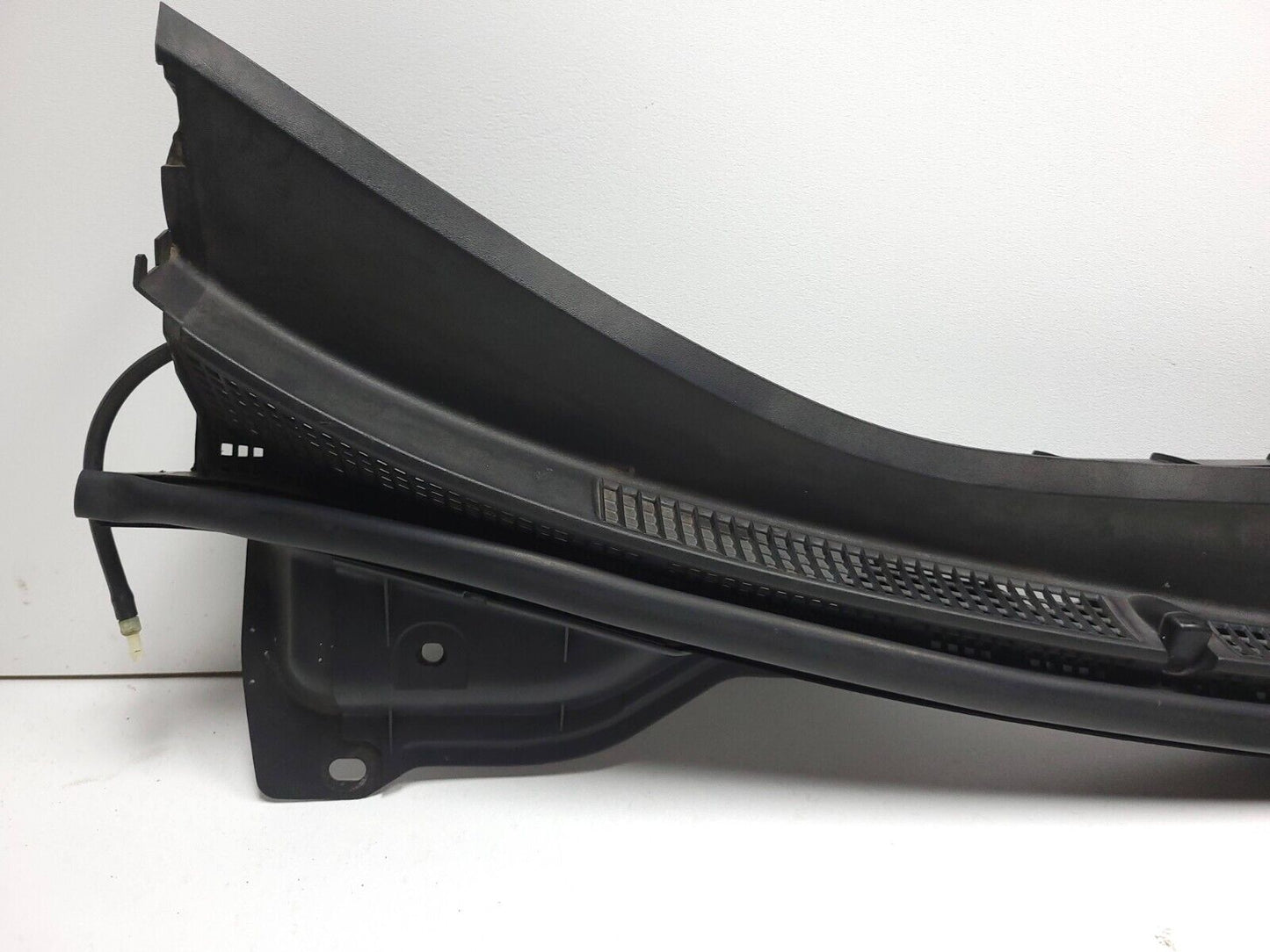 2007 - 2012 Mazda Cx-7 Windshield Wiper Cowl Grille Panel OEM