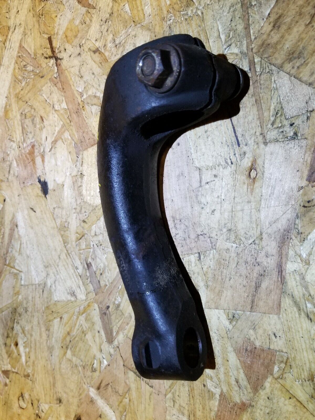 2004 - 2009 Cadillac SRX Front Lower Control Arm Link Bracket Driver Left OEM