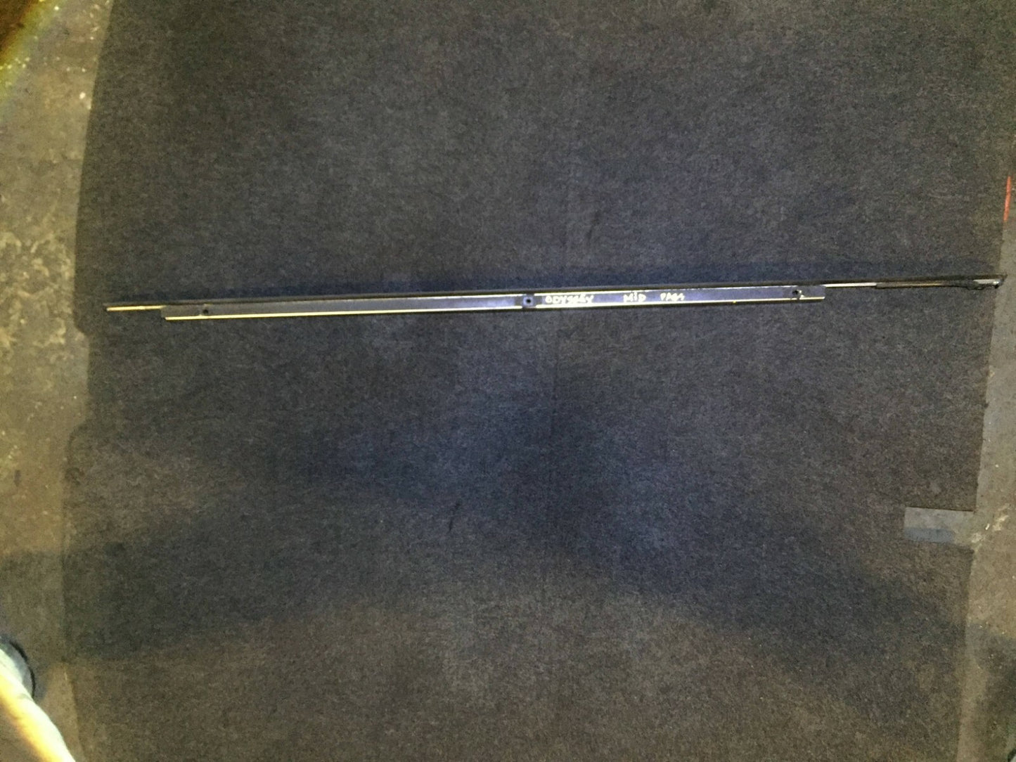08 09 10 Honda Odyssey Rear Right Pass Sliding Door Chrome Molding.length 39.25"