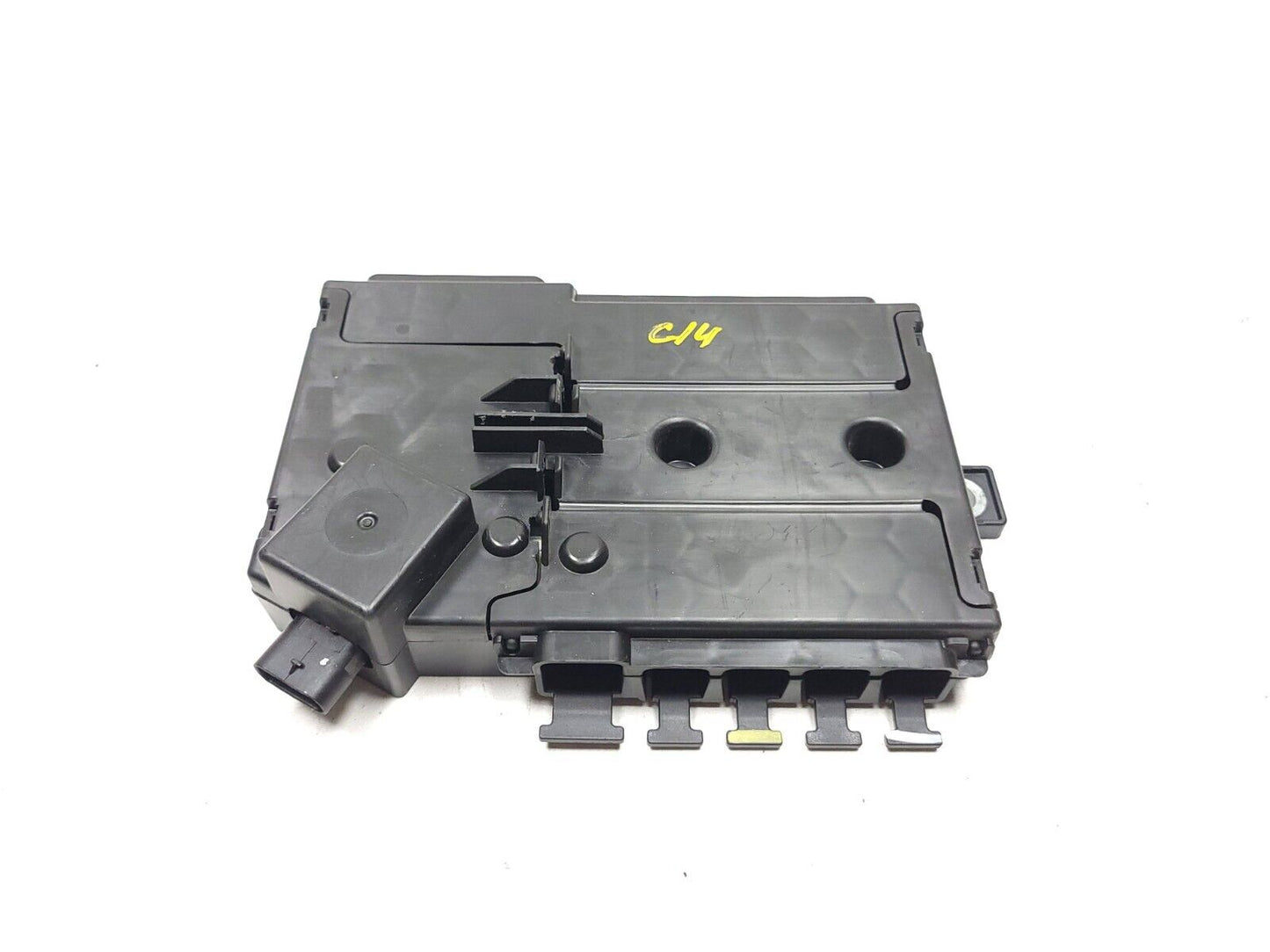 2015-2018 Mercedes C300 W205 Power Distribution Fuse Box A2055402850  OEM