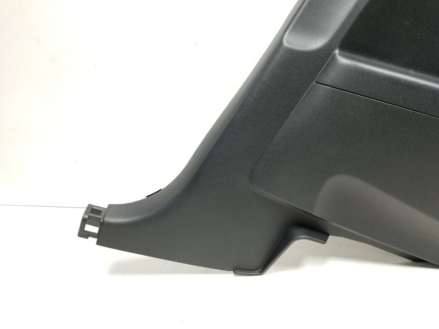 09 - 12 Hyundai Genesis Coupe Rear Quarter Panel Trim Passenger Side Right OEM