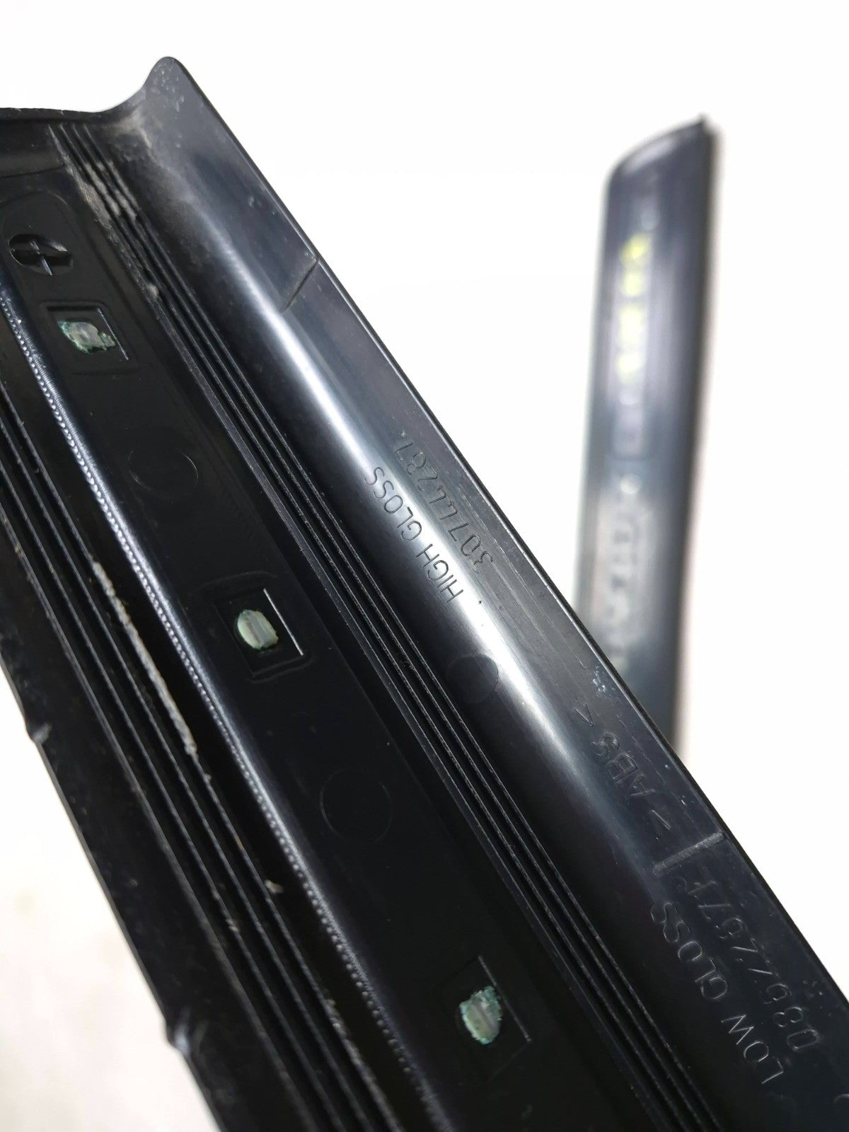2007 Volvo S40 Front Door Sill Plate Trim Left & Right OEM