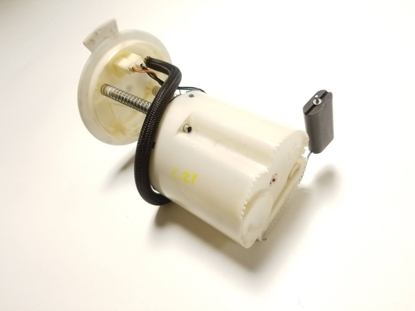 10 - 13 Ford Transit Connect Fuel Pump OEM