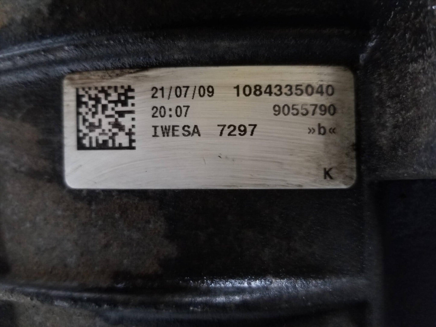 2009 - 2012 Audi Q5 3.2  Quattro Automatic Transmission Housing OEM
