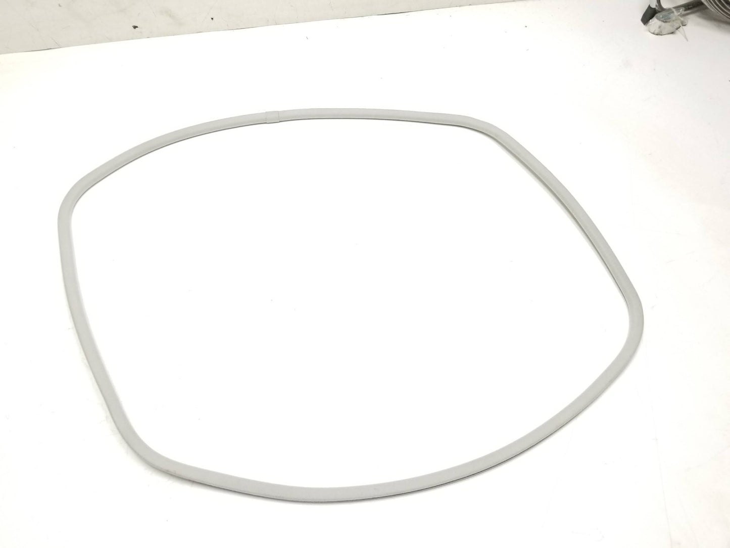 11-13 Lexus CT200h Sunroof Seal Oem✅