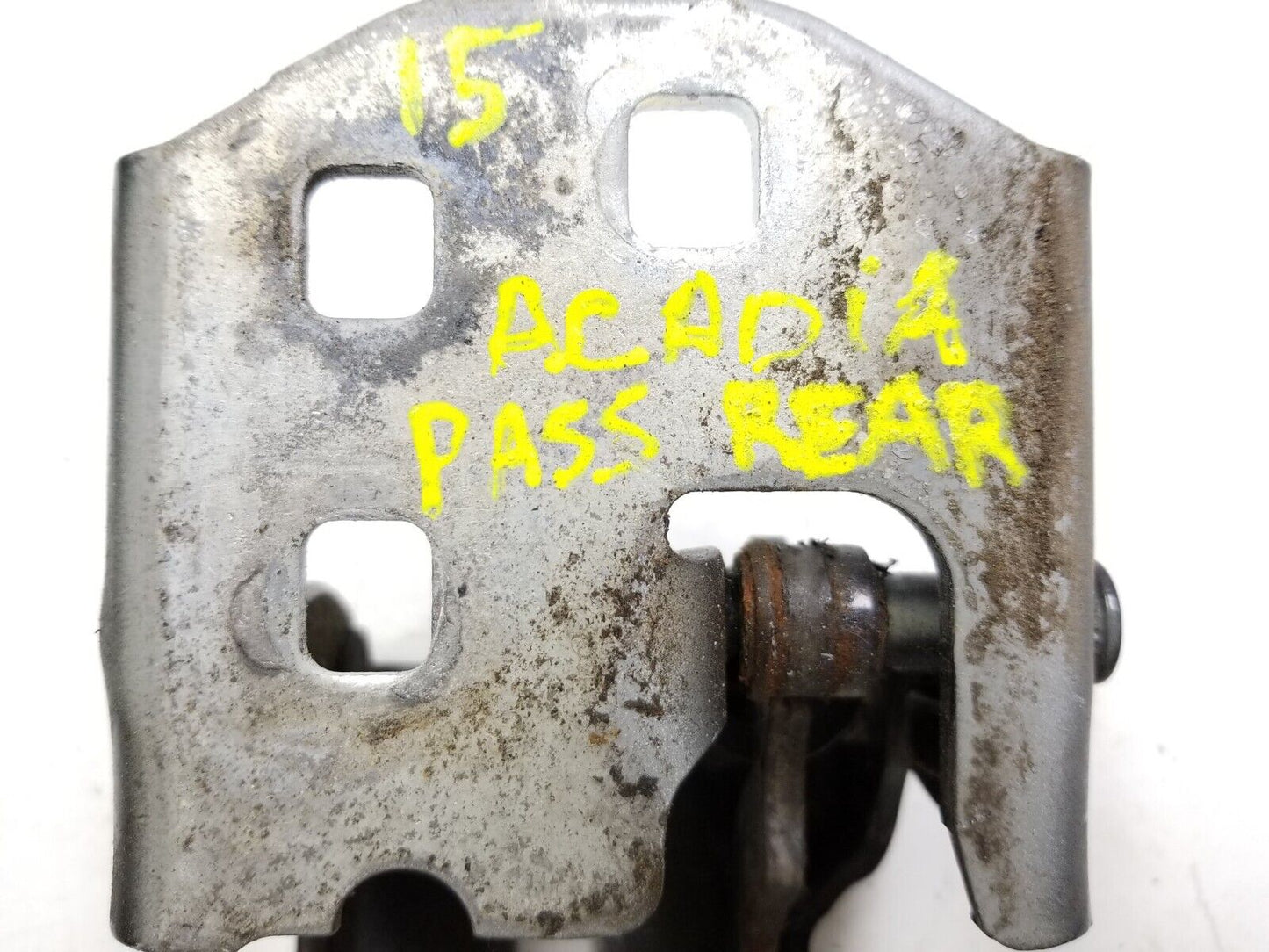 13 14 15 16 GMC Acadia Raer Door Hinge Passenger Side Right OEM