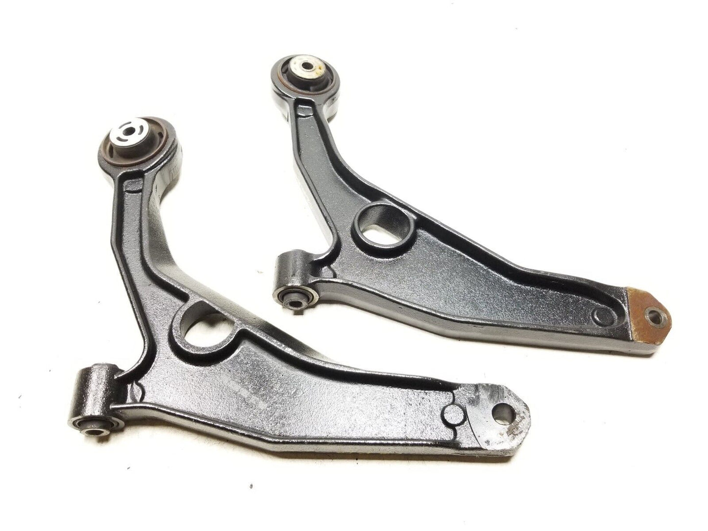 2011 - 2014 Chrysler 200 Front Lower Control Arm Left & Right 2.4l *aftermarket*