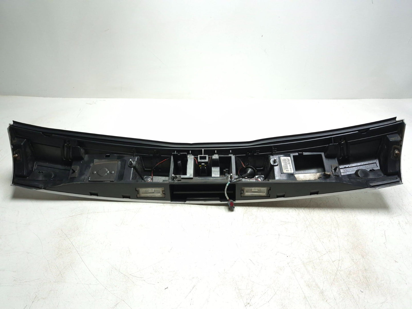 2010 Dodge Caliber Sxt Rear Trunk Lid Liftgate Handle Molding Trim OEM