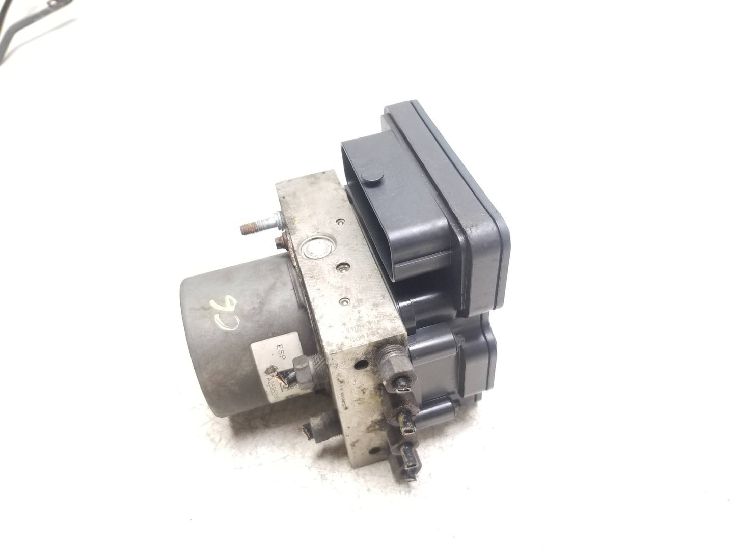2014 - 2016 Dodge Grand Caravan ABS Anti Lock Brake Pump OEM