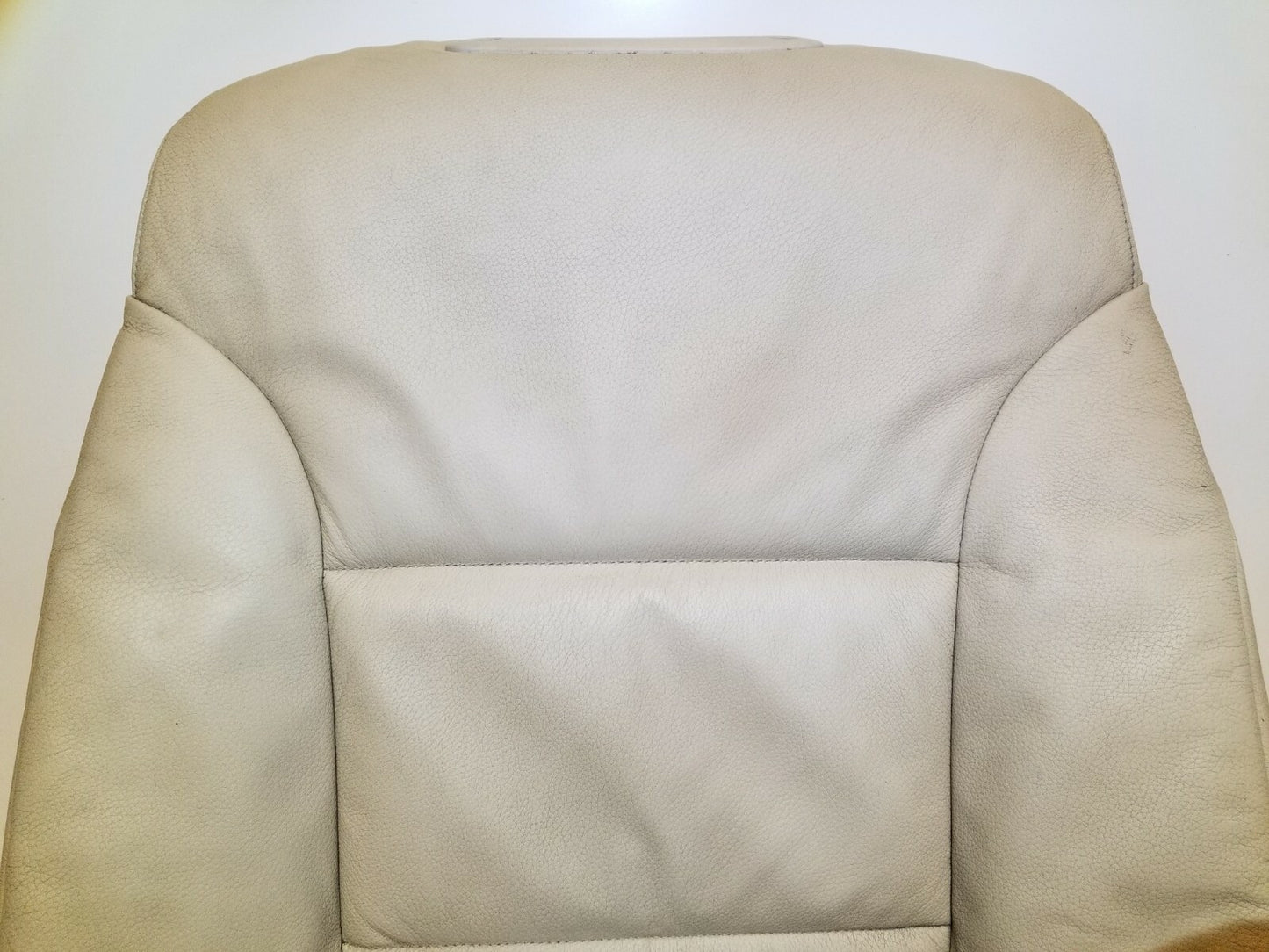 04 05 06 07 BMW 530xi E60 Front Seat Back Backrest Upper Passenger Right OEM