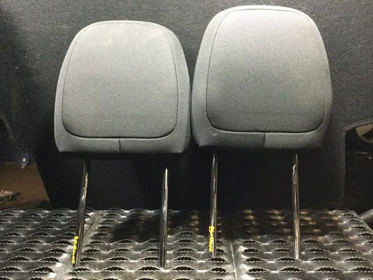 15 16 17 Jeep Renegade Front Seat Headrest Head Rest 2pcs OEM